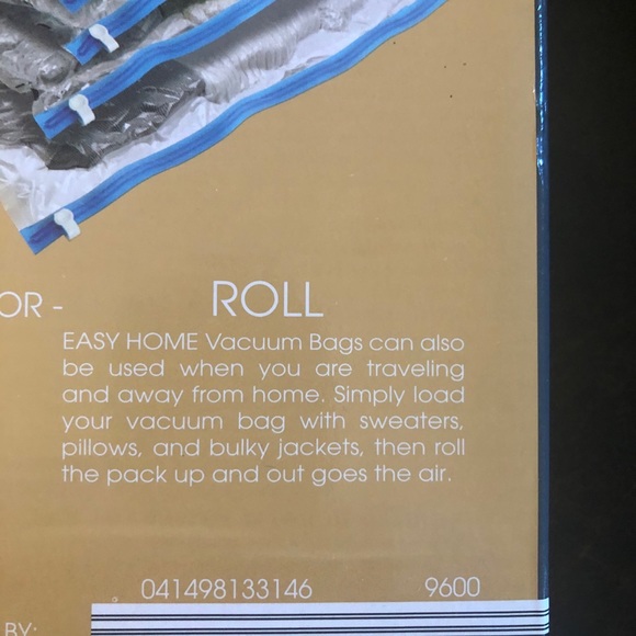 New in Box EASY HOME 4 Piece Vacuum Storage Bags - Picture 6 of 8